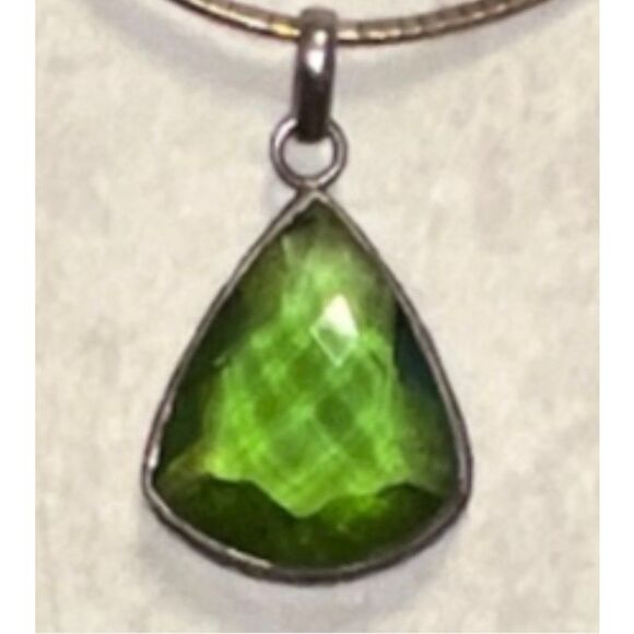 Sterling Silver 925 Omega Chain Necklace – Large Faceted Glass Pendant - Picture 7 of 9